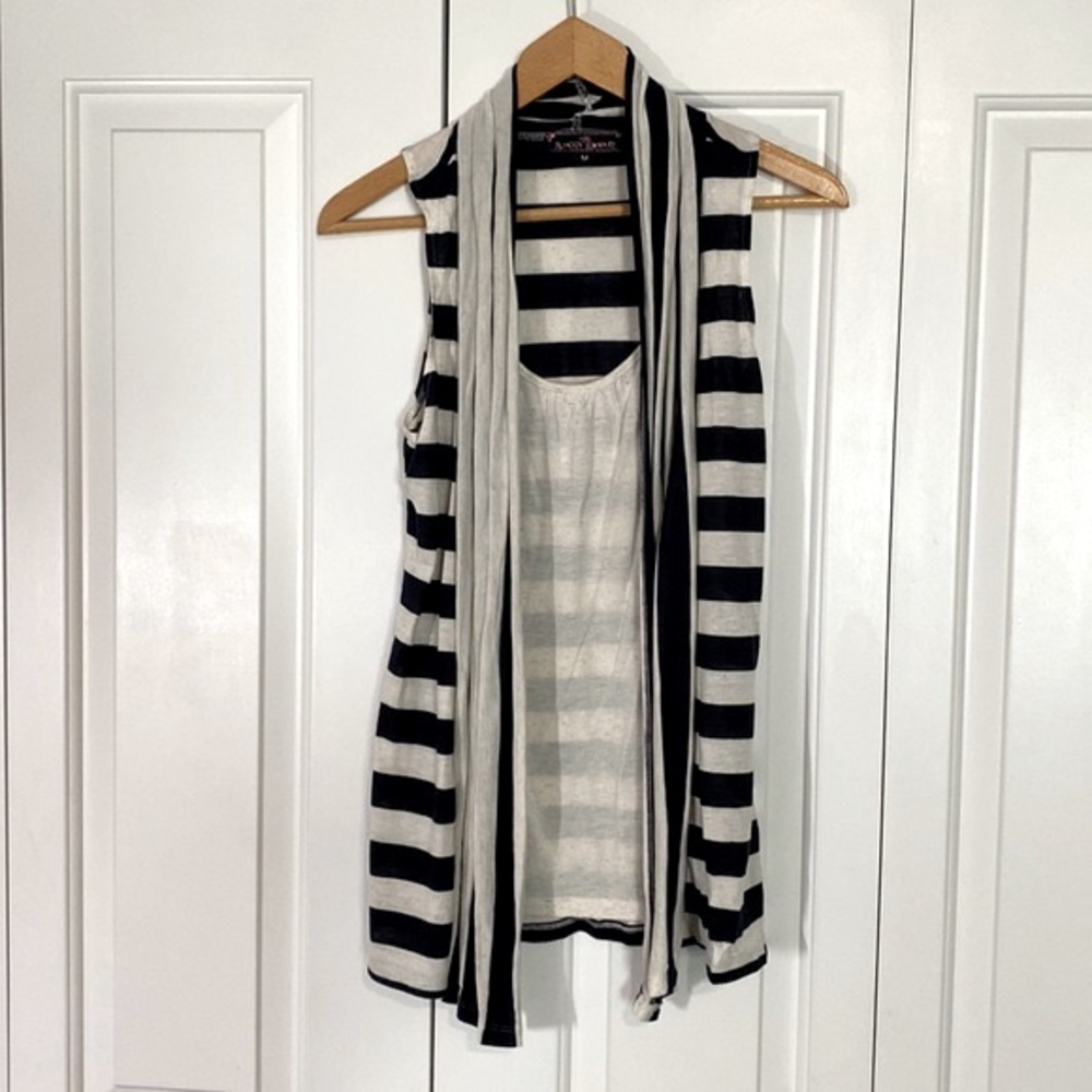 Almost Famous Blue & White Stripe Shirt Size M